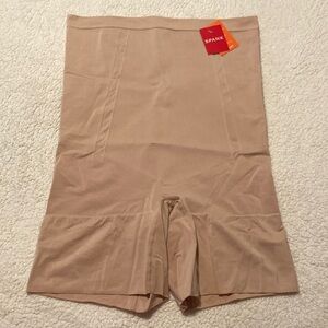 NWT Spanx Oncore high-waisted mid-thigh short in soft nude Size 3XL